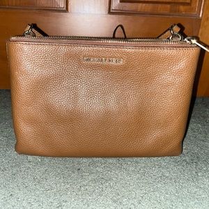 Michael Kors Crossbody Bag